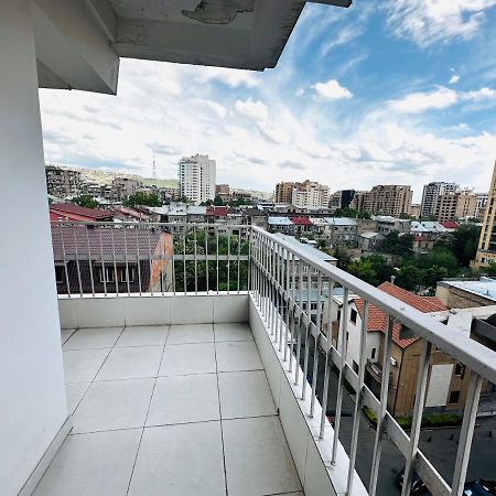 Suite Apartment On Pushkin Street Jerevan Eksteriør bilde