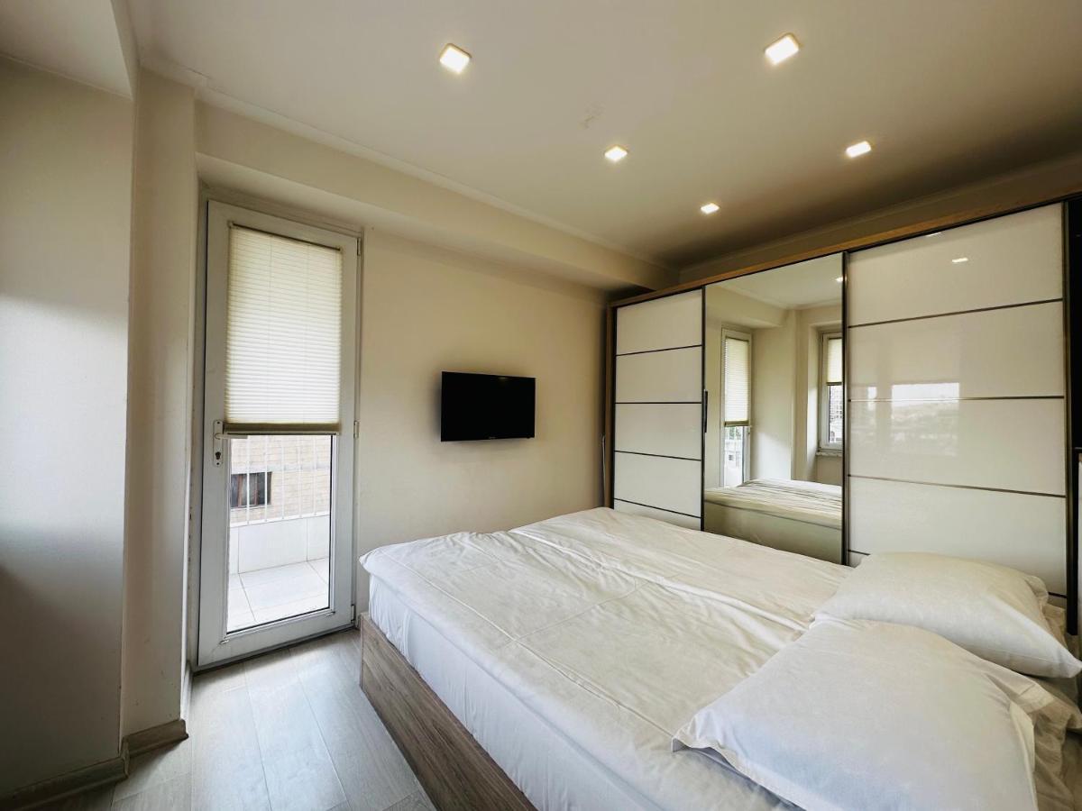 Suite Apartment On Pushkin Street Jerevan Eksteriør bilde