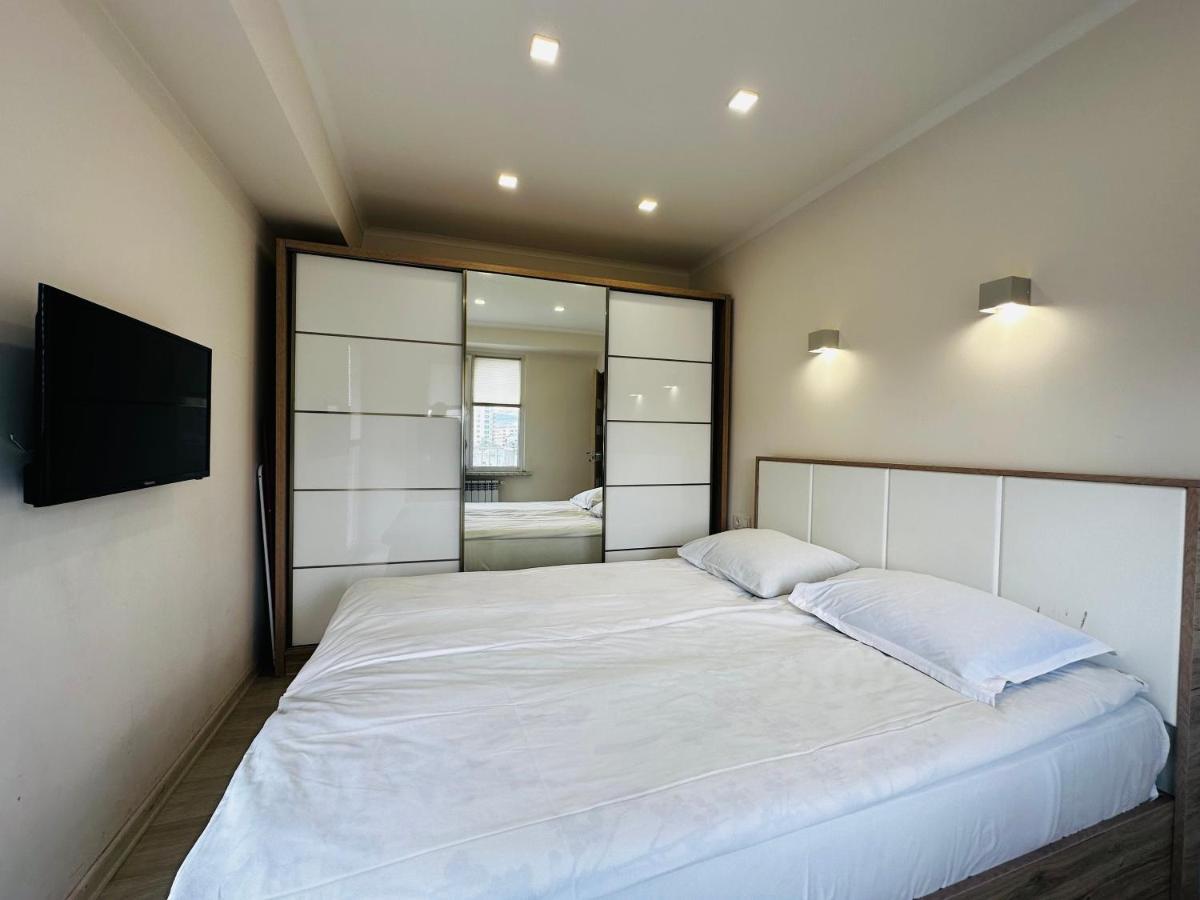 Suite Apartment On Pushkin Street Jerevan Eksteriør bilde