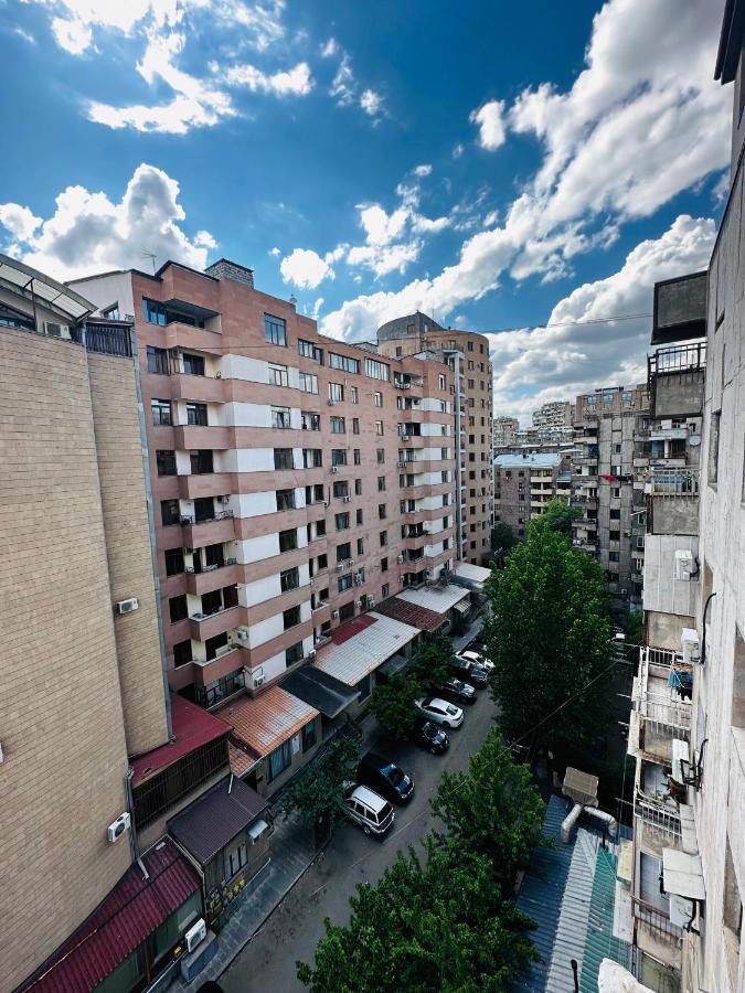 Suite Apartment On Pushkin Street Jerevan Eksteriør bilde